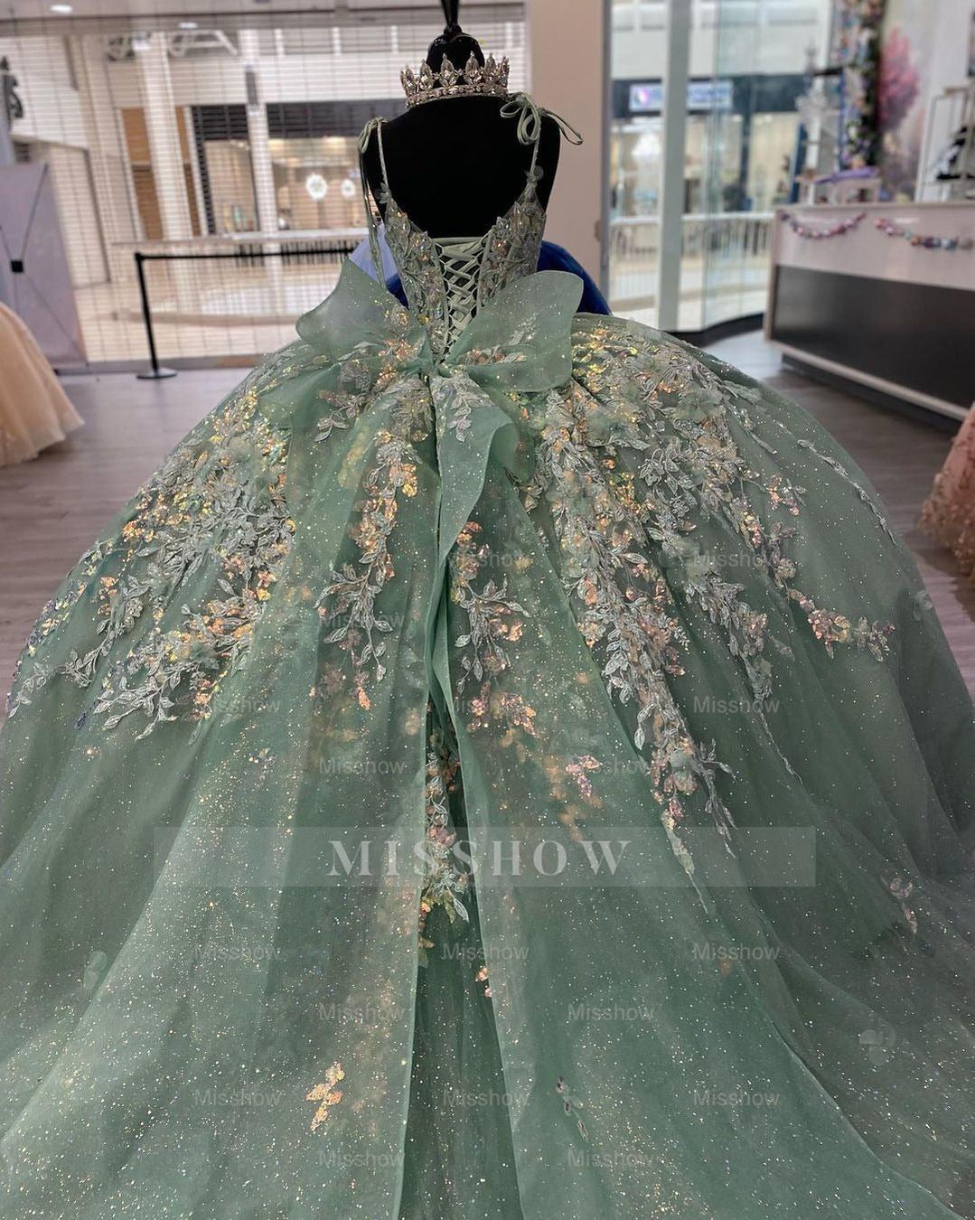 Misshow Exquisite Mint Green Ball Gown V-Neck Spaghetti Strap Lace Applique Quinceanera Dress for Sweet 16 & Princess Parties