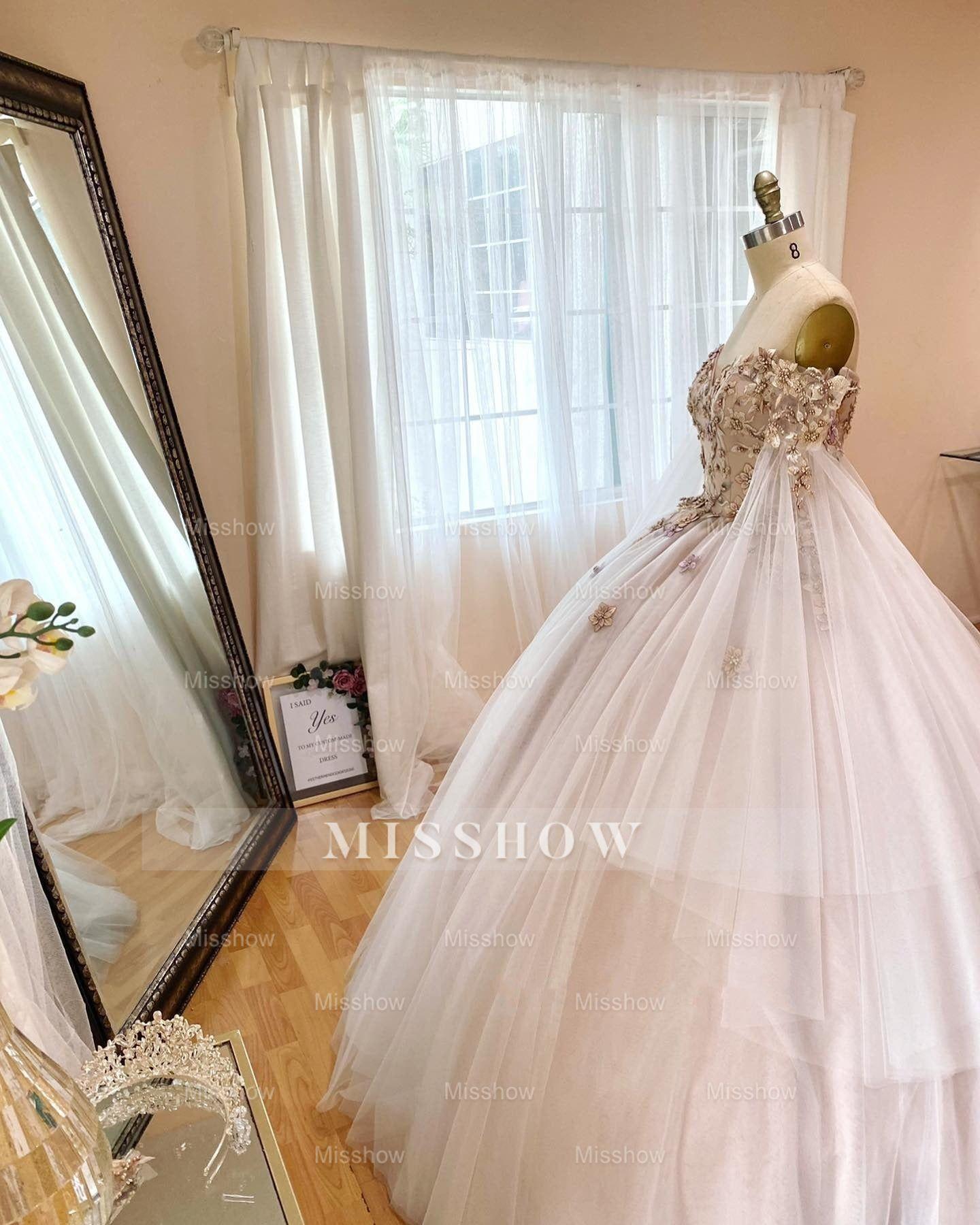 Misshow Exquisite Off-Shoulder Ball Gown with Floral Appliques Long-Sleeve Tulle Quinceanera Dress for Sweet 16