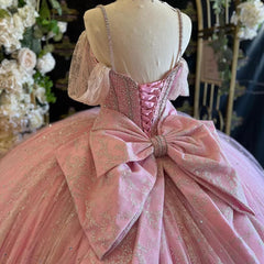 Misshow Exquisite Pink Tulle Ball Gown Sweetheart Neckline with Off-Shoulder Spaghetti Straps & Lace Appliques for Quinceanera Sweet 16 and Prom