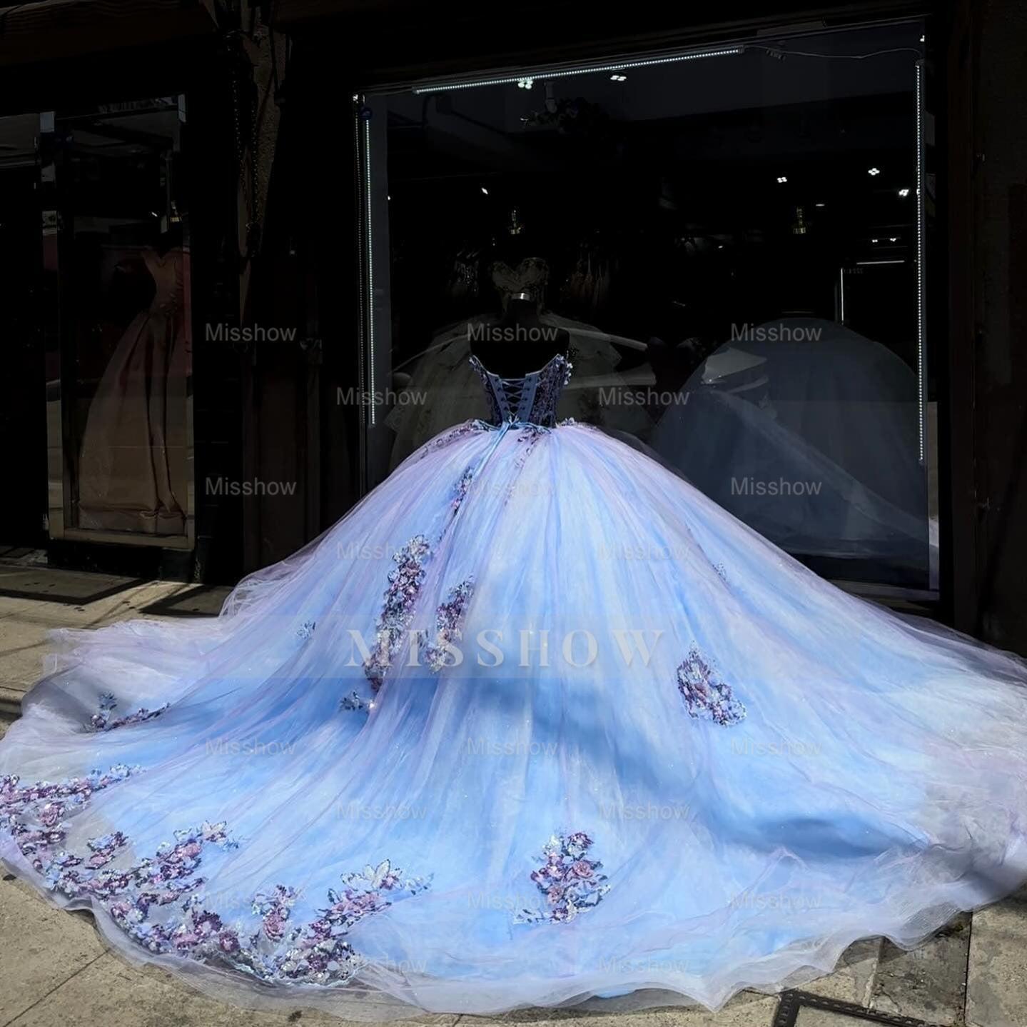 Misshow Exquisite Royal Blue Ball Gown Sweetheart Neckline with 3D Floral Lace Appliques Tulle Princess Quinceanera Dress for Sweet 16 & Evening Galas