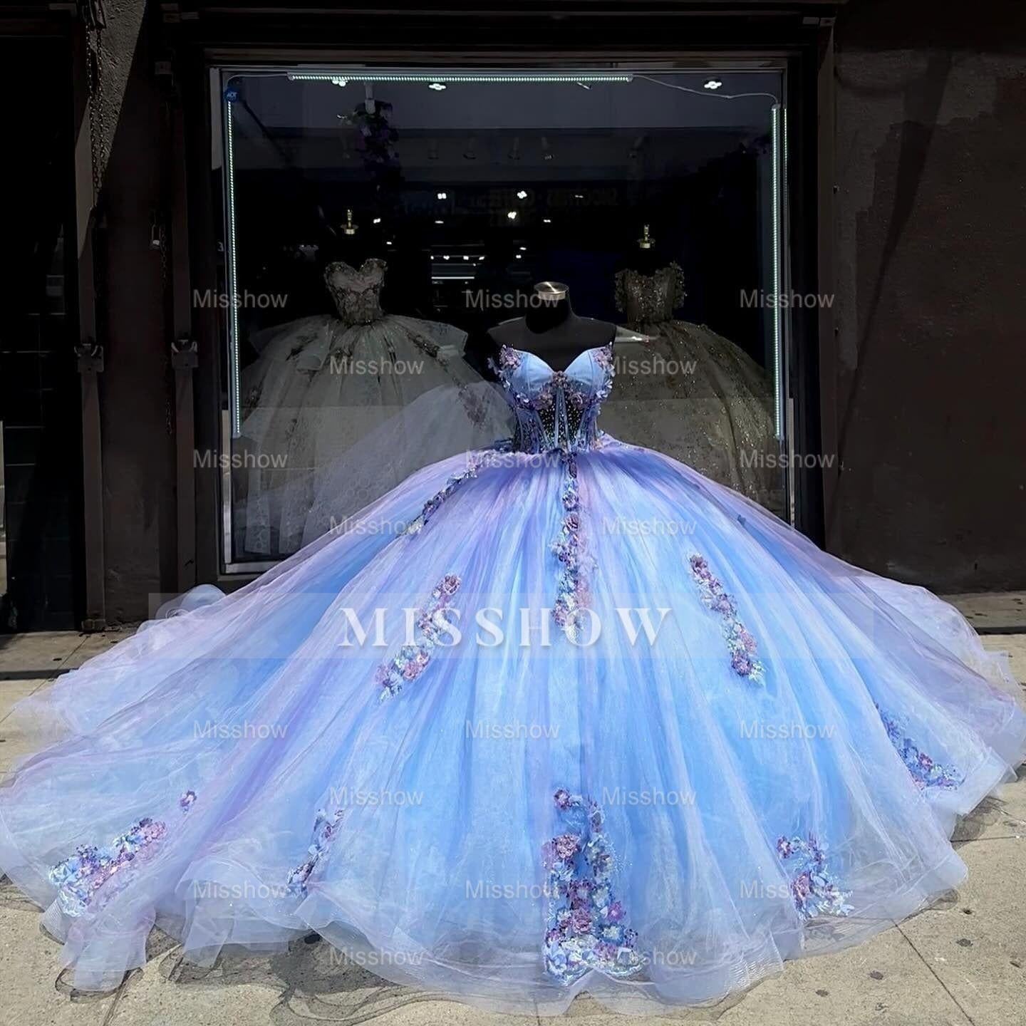 Misshow Exquisite Royal Blue Ball Gown Sweetheart Neckline with 3D Floral Lace Appliques Tulle Princess Quinceanera Dress for Sweet 16 & Evening Galas