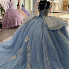 Misshow Exquisite Sky Blue Tulle Princess Ball Gown Strapless Sweet 16 & Quinceanera Dress with Floral Lace Appliques and Beading