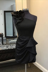 Misshow Glitter Red One Shoulder Tiered Homecoming Dress/Mini Dress With Beadings