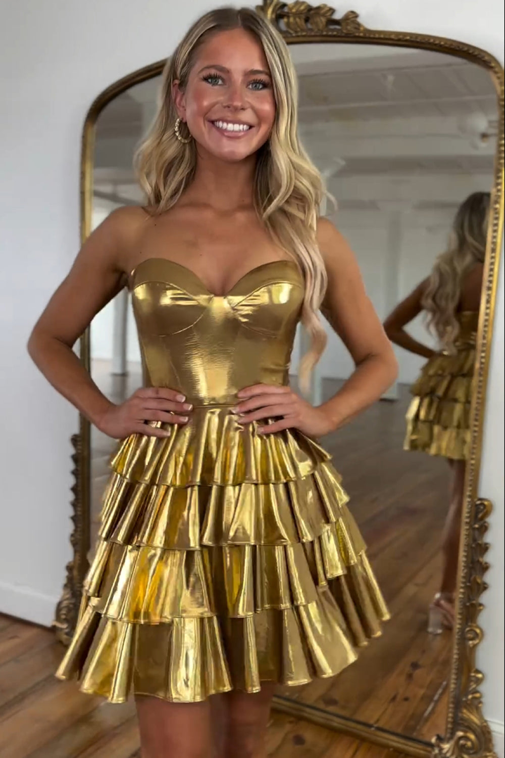 Misshow Golden A Line Corset Short Homecoming Dress/Mini Dress With Ruffles