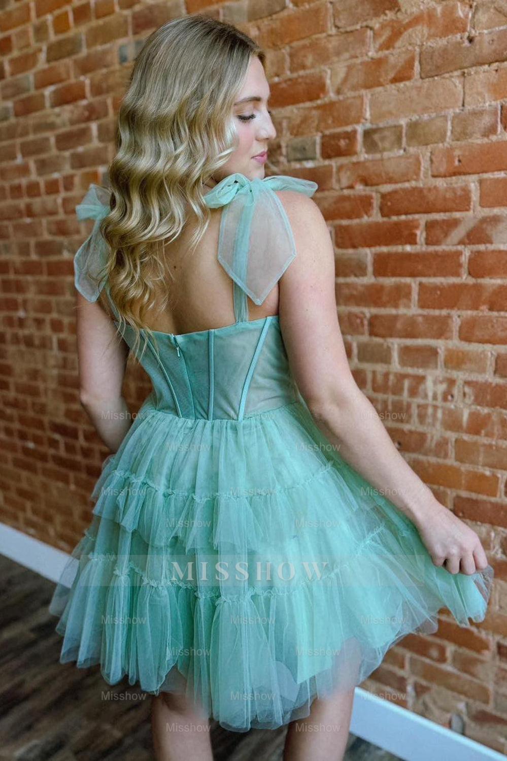 Misshow Green Spaghetti Straps Corset A-Line Short Homecoming Dress/Mini Dress