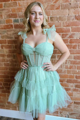 Misshow Green Spaghetti Straps Corset A-Line Short Homecoming Dress/Mini Dress