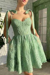 Misshow Green Sweetheart Homecoming Dress/Mini Dress with Appliques