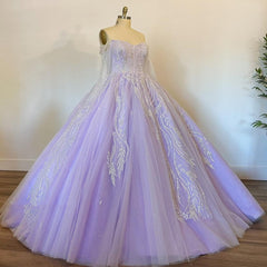Misshow Lavender Tulle Princess Gown Off-Shoulder Ball Gown with Lace Appliques for Quinceanera & Sweet 16 Evening Dresses