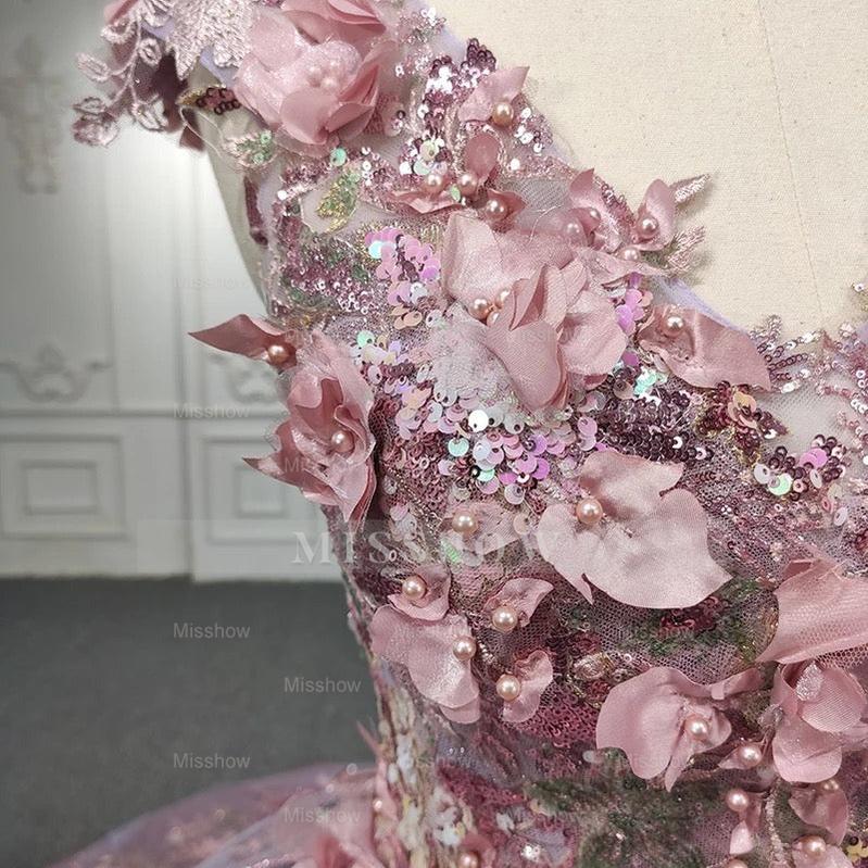 Misshow Lilac Tulle Quinceanera Dress V-Neck Lace Appliques & Beaded Tiered Ball Gown for Sweet 16 or Princess Parties