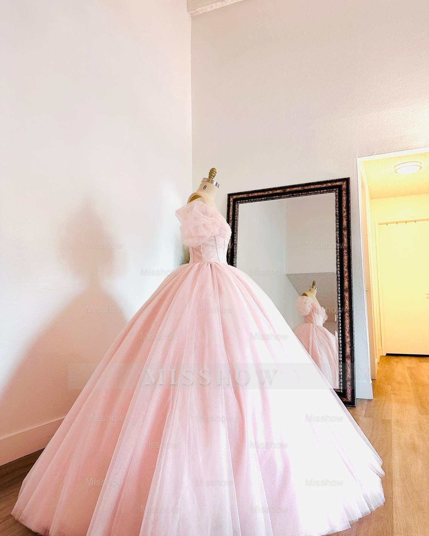 Misshow Off-Shoulder Ball Gown with Puff Sleeves Pink Tulle Quinceanera & Sweet 16 Princess Dress