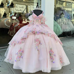 Misshow Pink Tulle Quinceanera Dress V-Neck Ball Gown with Floral Lace Beaded Ruffles & Bow Detail for Sweet 16