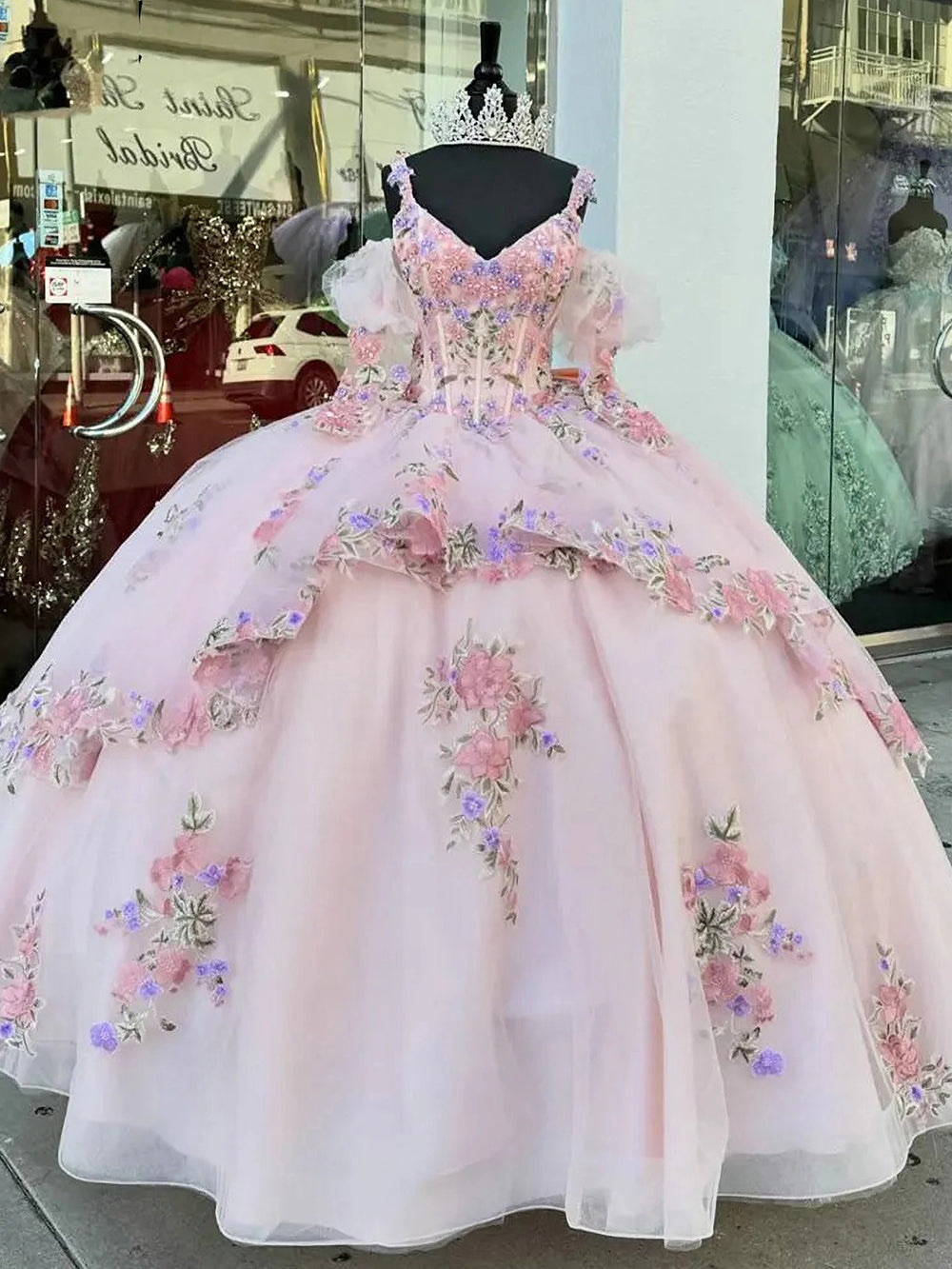 Misshow Pink Tulle Quinceanera Dress V-Neck Ball Gown with Floral Lace Beaded Ruffles & Bow Detail for Sweet 16