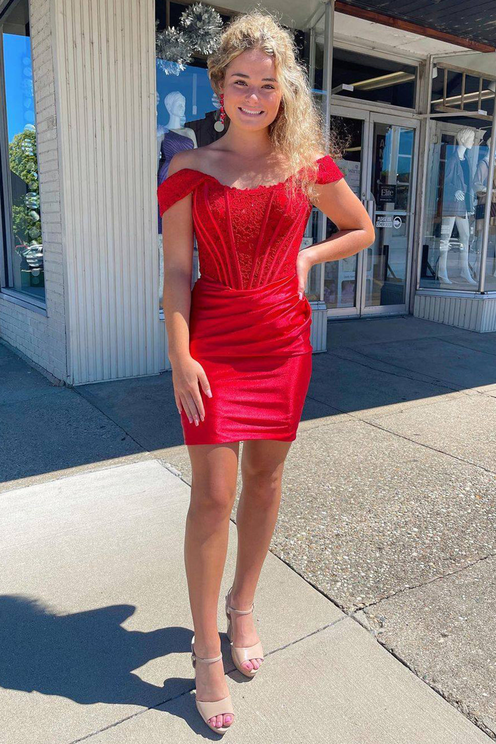 Misshow Red Off the Shoulder Tight Short Homecoming Dress/Mini Dress with Lace
