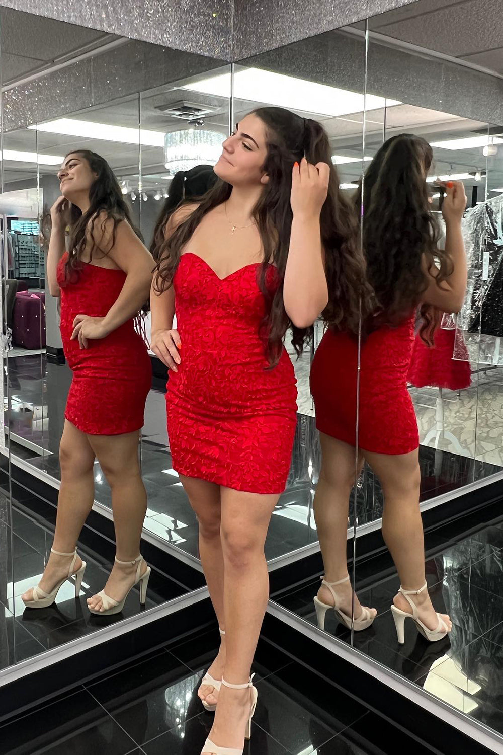 Misshow Red Strapless Tight Short Homecoming Dress/Mini Dress with Lace