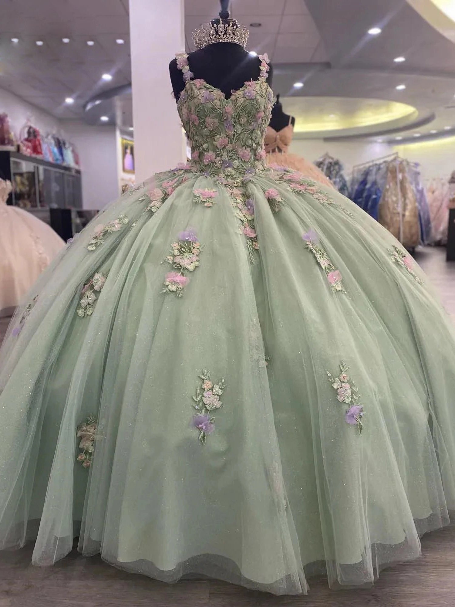 Misshow Sage Green Quinceanera Dress Sweetheart Neckline with Lace Appliques & Beaded Tulle Princess Gown for Sweet 16