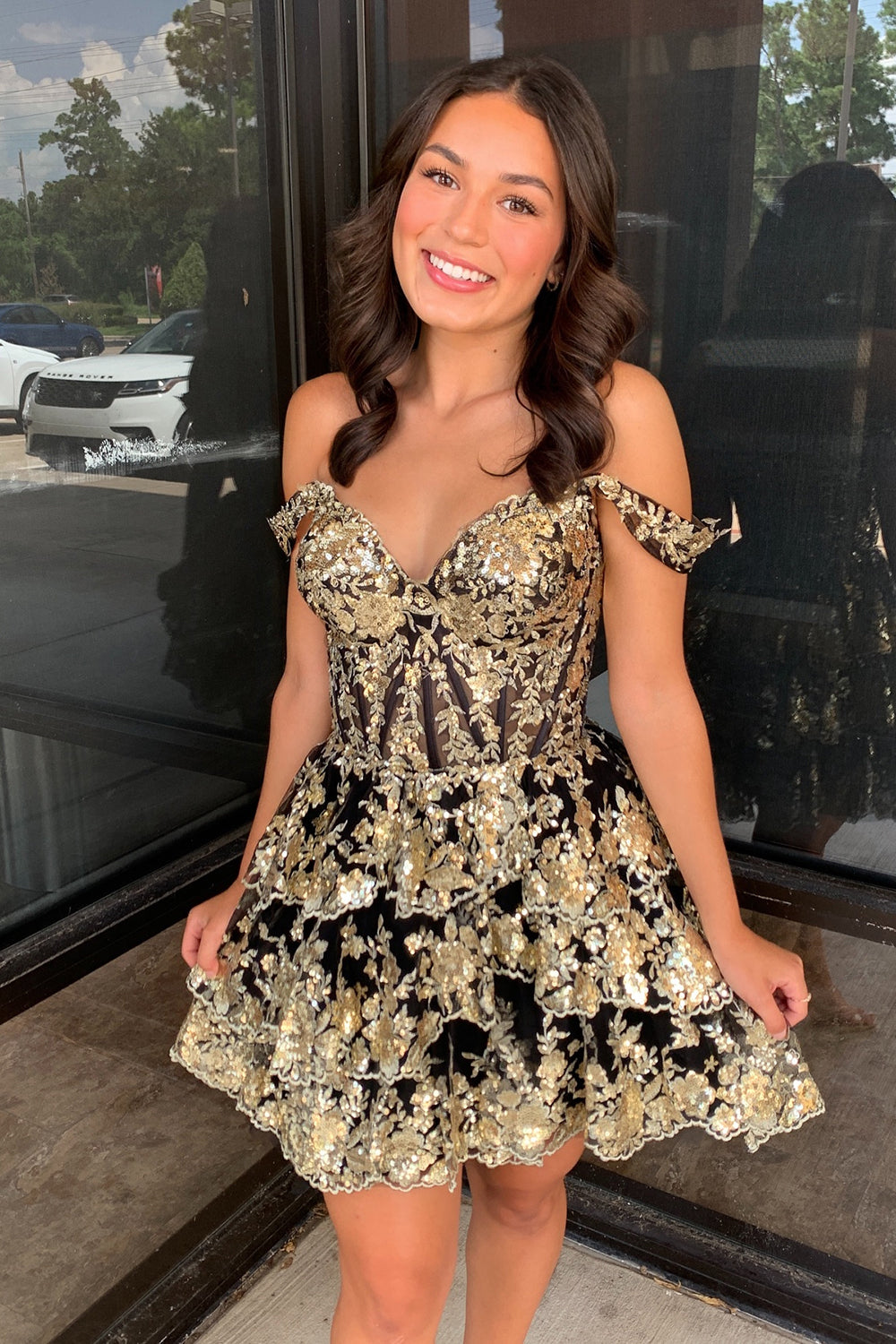 Misshow Sparkly A-Line Black Tiered Short Homecoming Dress/Mini Dress with Lace