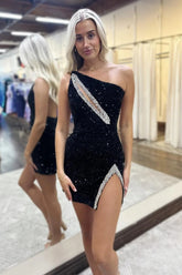 Misshow Sparkly Black Sequins One Shoulder Tight Short Homecoming Dress/Mini Dress