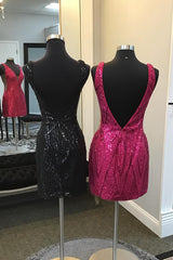 Misshow Sparkly Black Sequins V-Neck Tight Short Homecoming Dress/Mini Dress