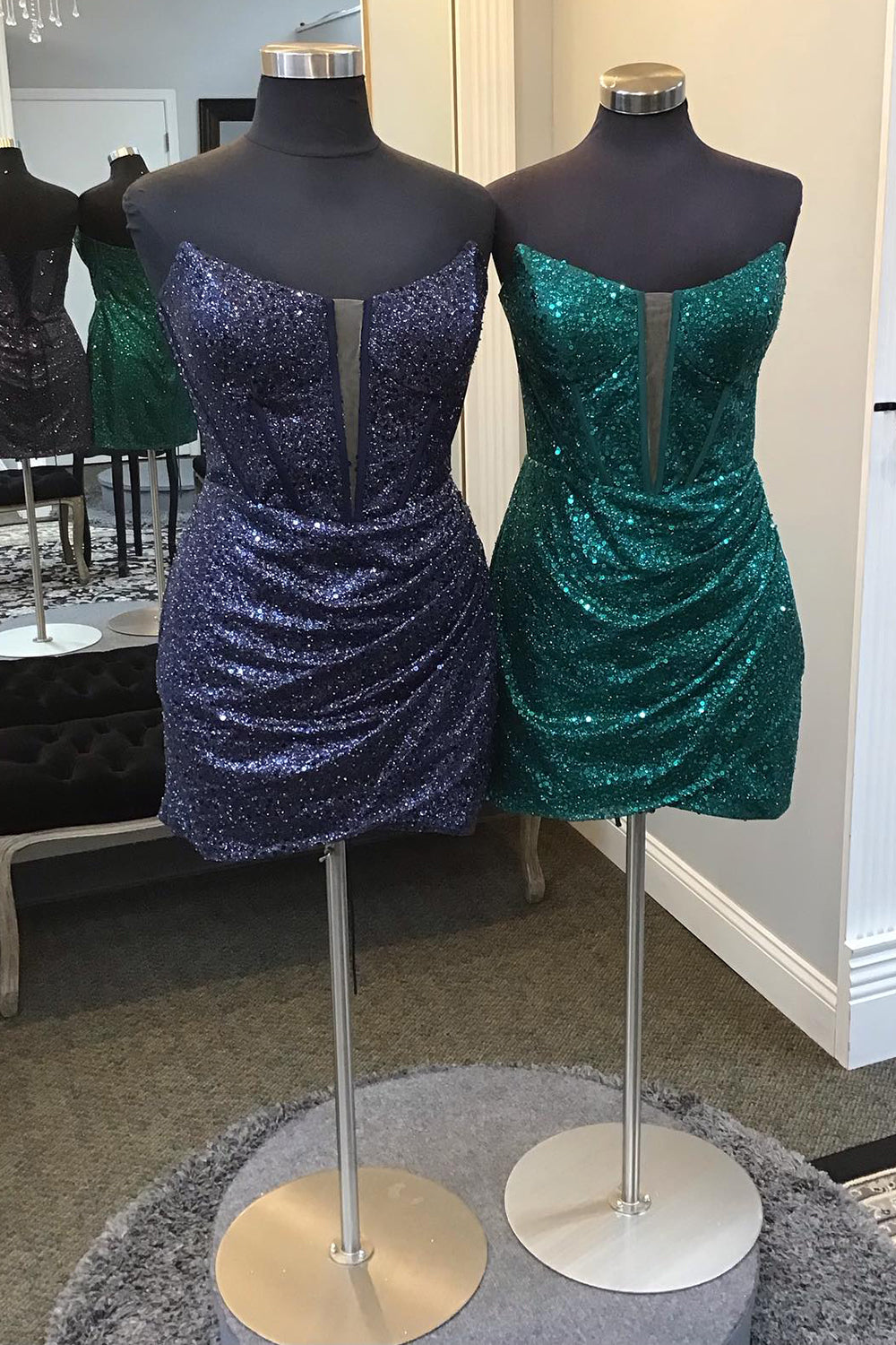 Misshow Sparkly Dark Green Corset Tight Short Homecoming Dress/Mini Dress with Sequins