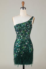 Misshow Sparkly Dark Green Tight Short Beaded Homecoming Dress/Mini Dress with Feathers