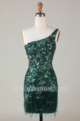 Misshow Sparkly Dark Green Tight Short Beaded Homecoming Dress/Mini Dress with Feathers