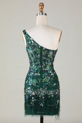 Misshow Sparkly Dark Green Tight Short Beaded Homecoming Dress/Mini Dress with Feathers