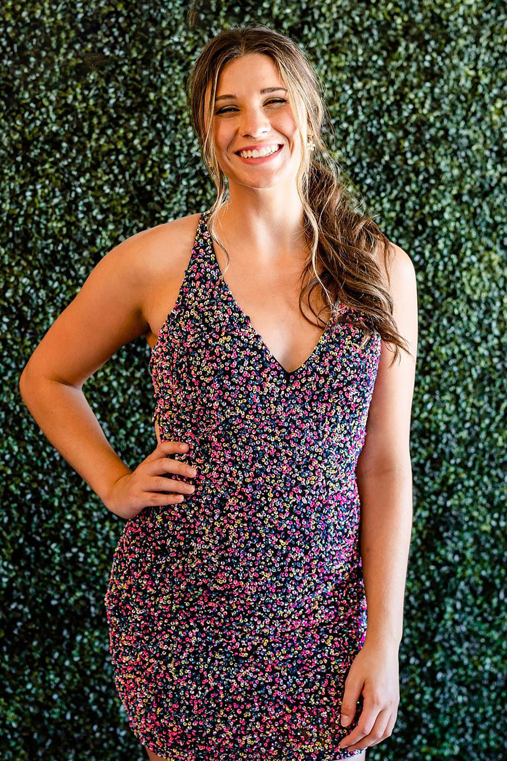 Misshow Sparkly Dark Purple Sequined Backless Tight Short Homecoming Dress/Mini Dress