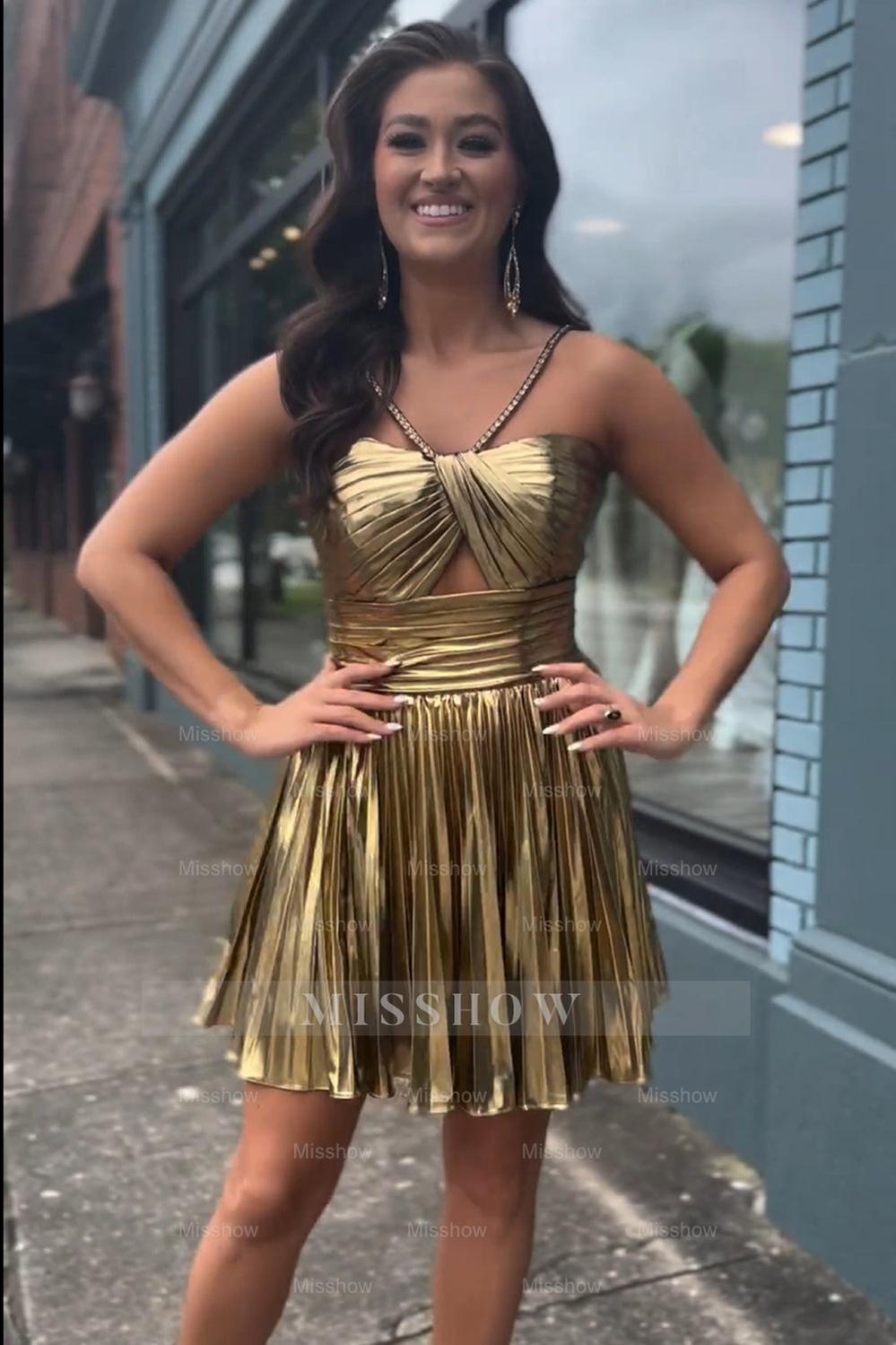 Misshow Sparkly Fuchsia A-Line Halter Pleated Short Homecoming Dress/Mini Dress