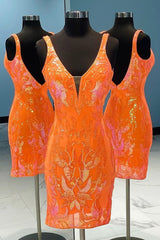 Misshow Sparkly Fuchsia V-Neck Sequins Tight Short Homecoming Dress/Mini Dress