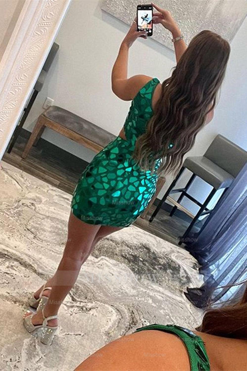 Misshow Sparkly Green One Shoulder Mirror Tight Short Homecoming Dress/Mini Dress with Sequins