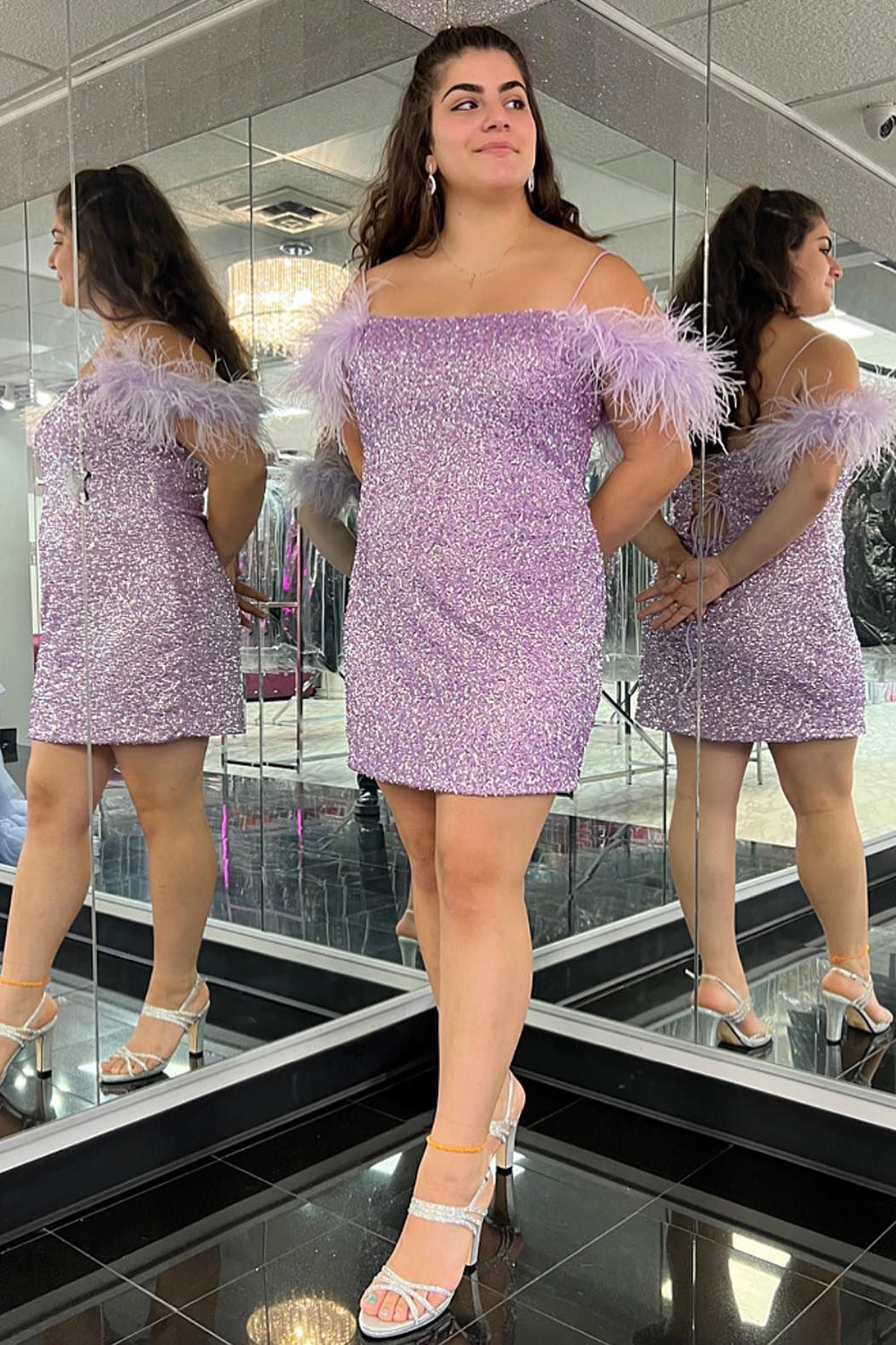 Misshow Sparkly Lilac Sequins Tight Short Homecoming Dress/Mini Dress with Feathers