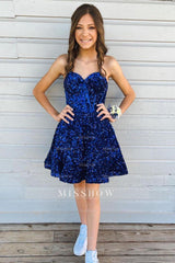 Misshow Sparkly White Corset Sweetheart A-Line Short Homecoming Dress/Mini Dress with Pockets