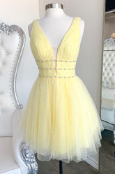 Misshow Sparkly Yellow Beaded Sequins A-Line Short Homecoming Dress/Mini Dress