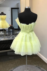 Misshow Yellow A Line Tiered Tulle Short Homecoming Dress/Mini Dress