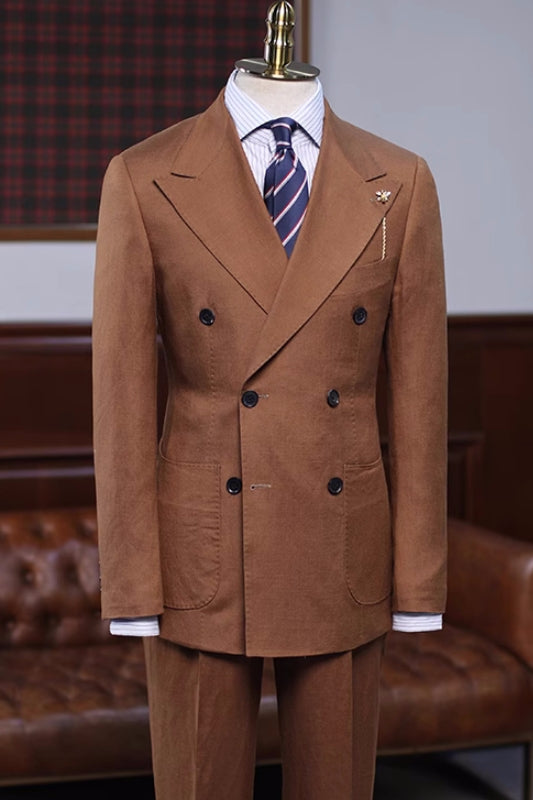 New Arrival Brown Double-Breasted Peaked Lapel Prom Suit
