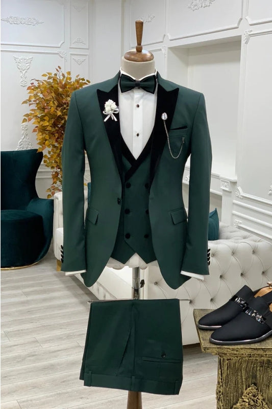 Newest Dark Green Peaked Lapel Three-Piece Prom Suit