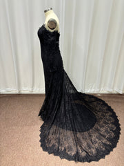 Noble Black Sweetheart Long-Sleeve Mermaid Lace Formal Dresses with Chapel Train
