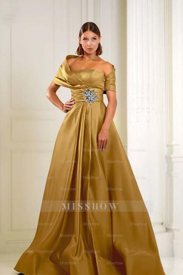 Off the Shoulder Sleeveless Long Formal Dress With Pleated Beading