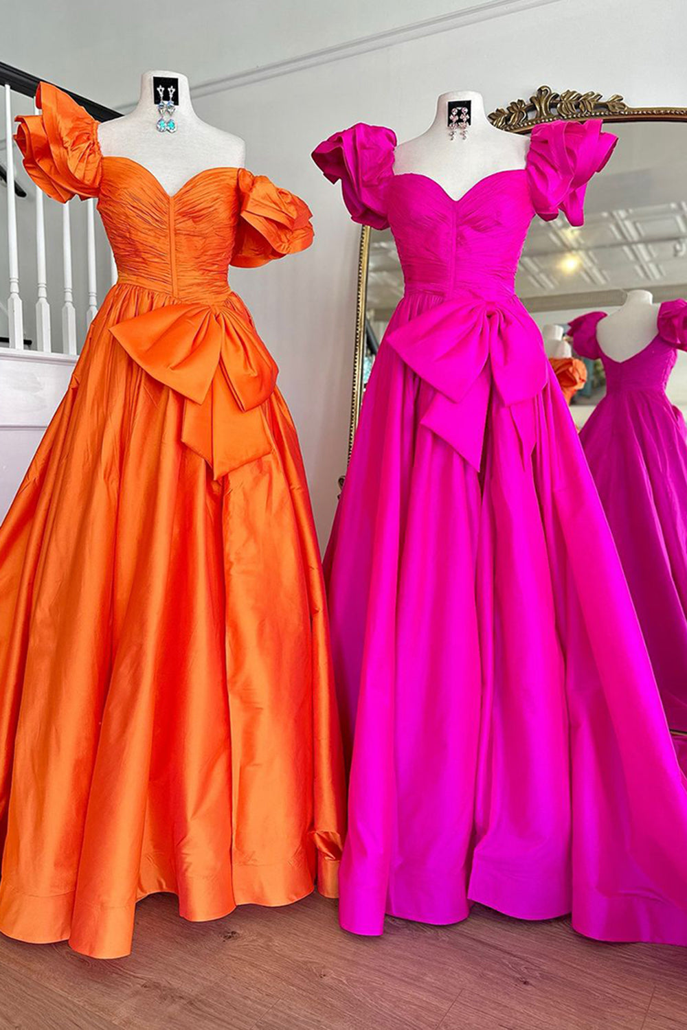 Off-the-Shoulder Sweetheart Puff Sleeve Ruching Oversized Bow Satin A-Line Prom Dress Front Slit Floor Length