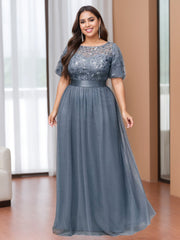 Plus Size Floor-Length Mother of the Bride A-Line Dress with Scoop Neck and Half Sleeves Featuring Appliques