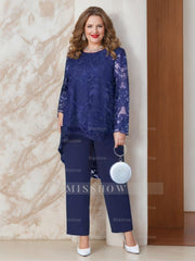 Plus Size Mother of the Bride Scoop Neck Chiffon Pantsuit with Appliques