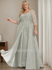 Plus Size V-Neck A-Line Princess Floor-Length Mother of the Bride Dress with Half Sleeves and Sequins