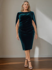 Plus Size Velvet Mother of the Bride A-Line Dress with Scoop Neck and Ruffled Knee-Length Hem