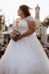 Plus Size White Ball Gown Wedding Dress Sweetheart Lace Cap Sleeves 3D Floral Corset Tulle Princess Bridal Gown with Chapel Train