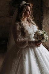 Plus Size White Ball Gown Wedding Dress V Neck Long Puff Sleeves Pearl Beaded Sequin Lace Luxury Princess Bridal Gown