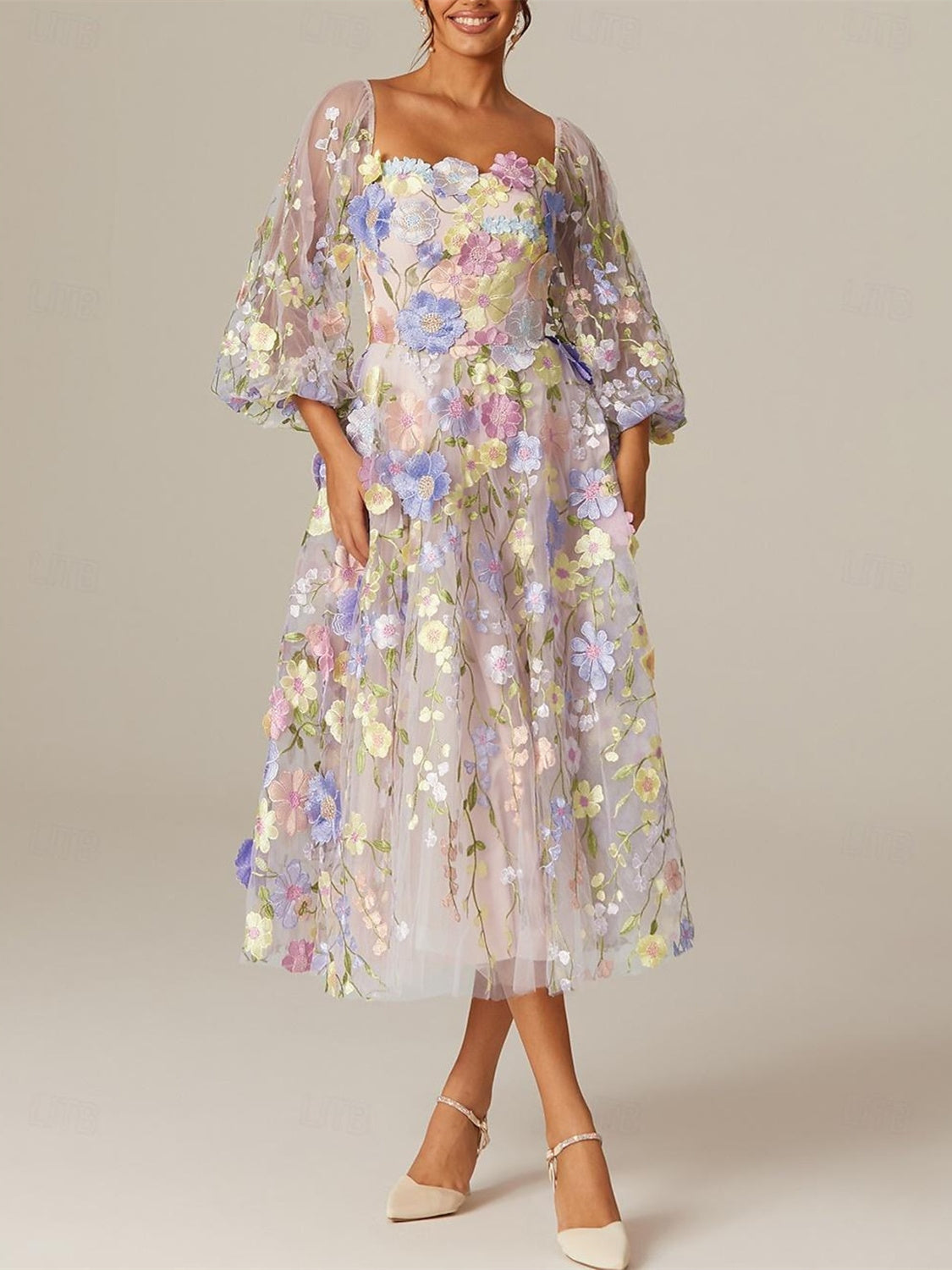 Princess A-Line Tea-Length Mother of the Bride Dress with Square Neck and Long Sleeves Featuring Appliques