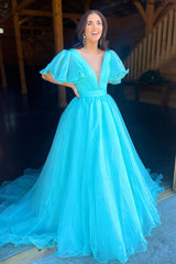 Princess Green Long Prom Dress with V-neck and Short Sleeves