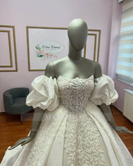 Princess Long Ivory Strapless Ball Gown Wedding Dress with Appliques and Detachable Sleeves