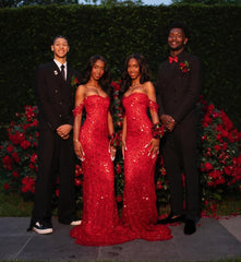 Red Mermaid Prom Dress Off Shoulder Sweetheart Short Puff Sleeve All-Over Large Red Sequin Red Lace Embroidery Multi-Tier Red Lace Ruffle Hem Sweep Train Gown