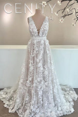 Romantic White A-Line V-Neck Sleeveless Backless Lace Cathedral Train Long Tulle Wedding Dresses